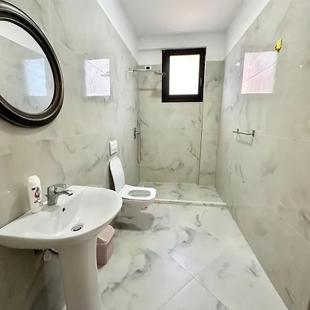 게스트하우스 Actium Vlorë