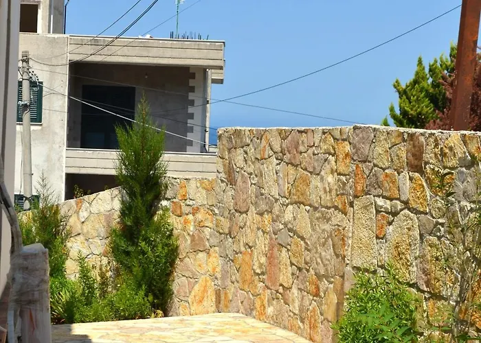 Actium Guest house