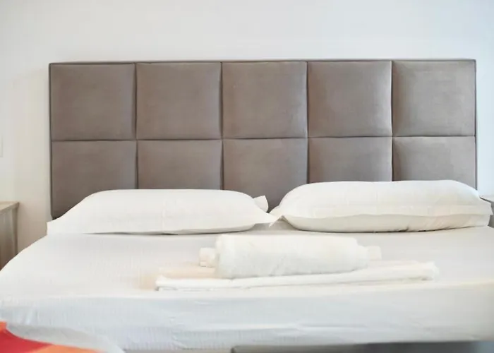 Actium Guest house *